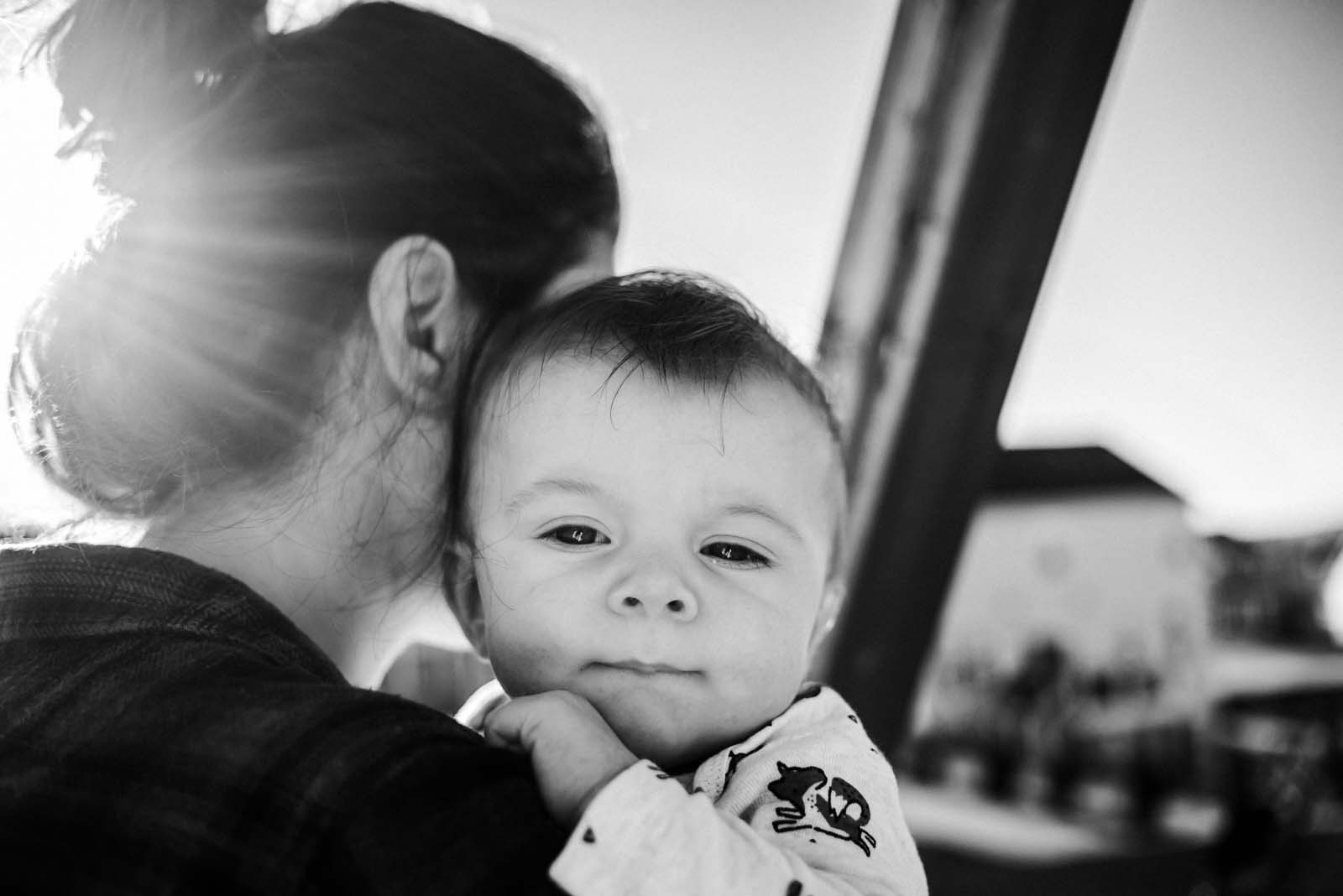 mom and baby, bonding, postpartum doula support